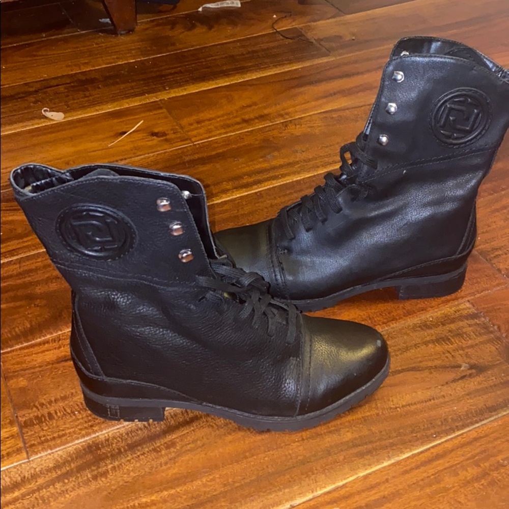 NEW ROCKPORT WATERPROOF BOOTS